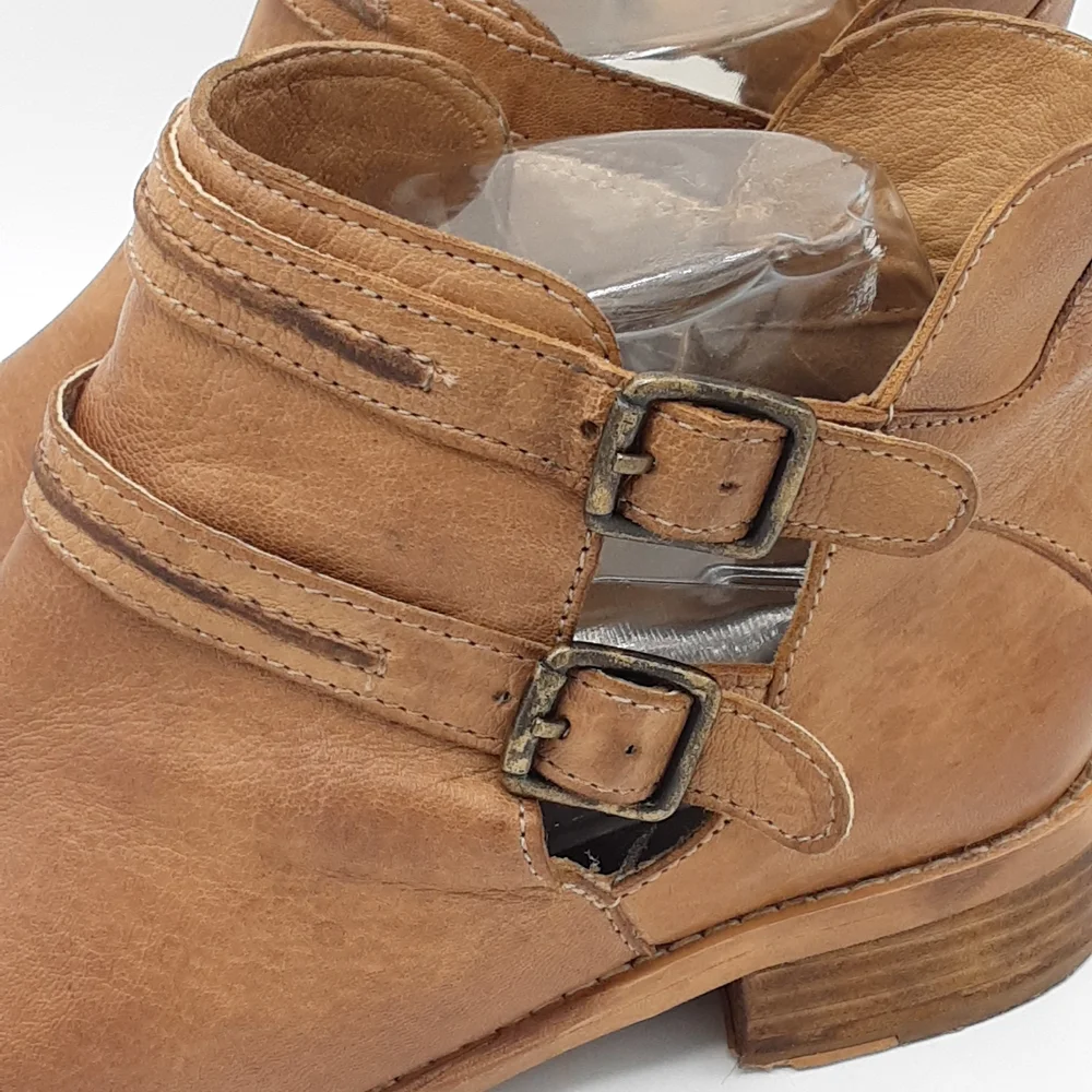 Diba True Road Map Tan Leather Double Adjustable Strap Ankle Bootie Size 8.5M.